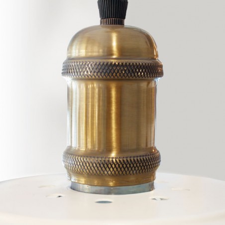 Detalle acabado cuero pendel Paris 2 luces