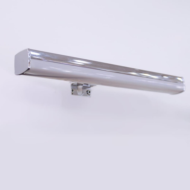 Aplique de baño LED 6W 2200K-6500K Madrid instalado en pared