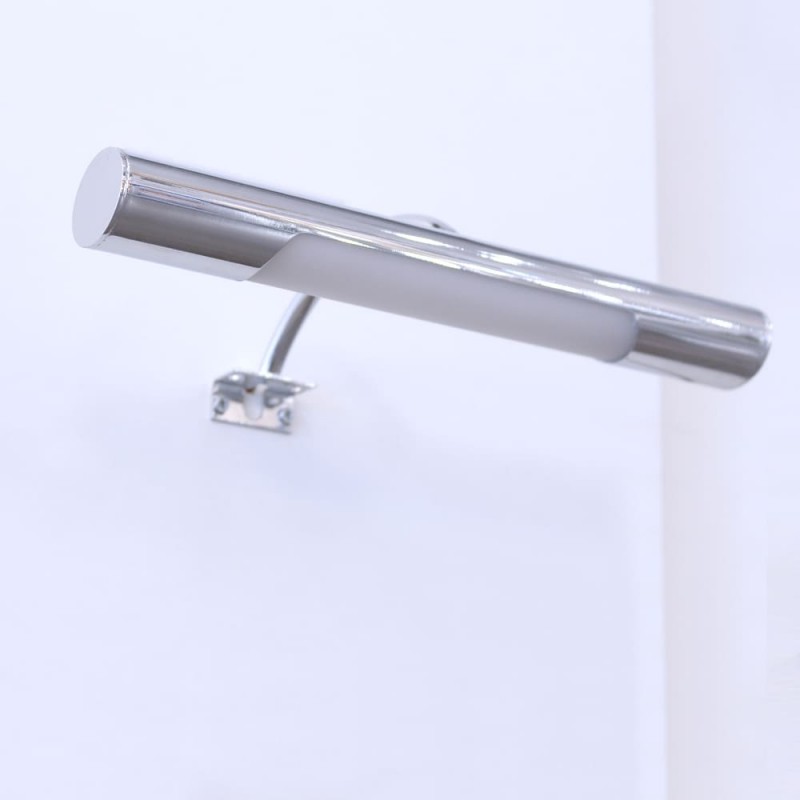 Aplique de baño LED 5W 5700K León instalado en pared de baño