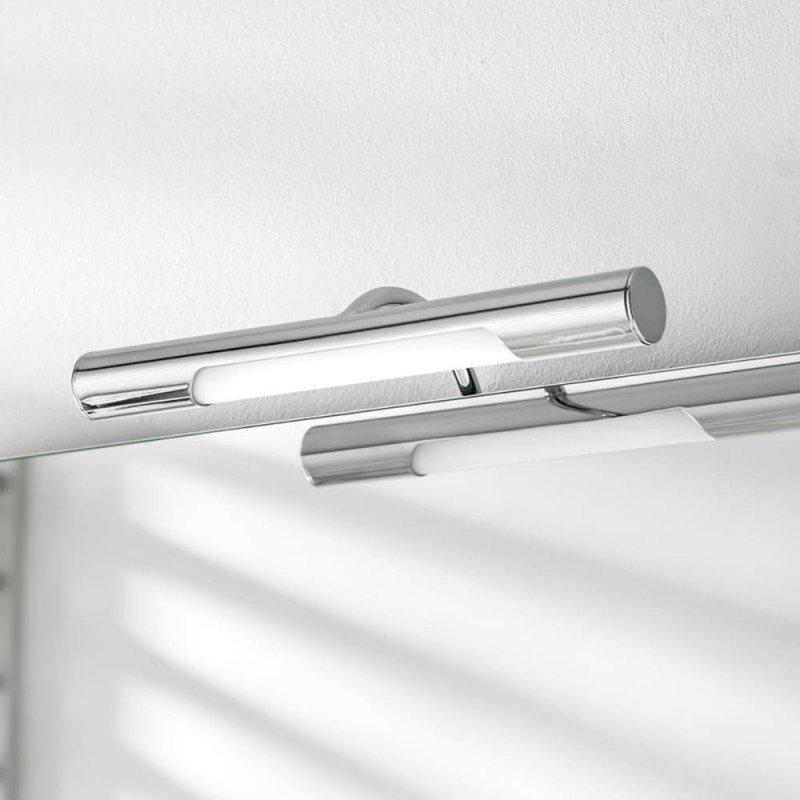 Aplique de baño LED 5W 5700K León instalado en baño con espejo