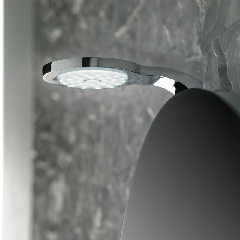 Aplique de baño LED 4W 5700K Huesca instalado en baño con espejo