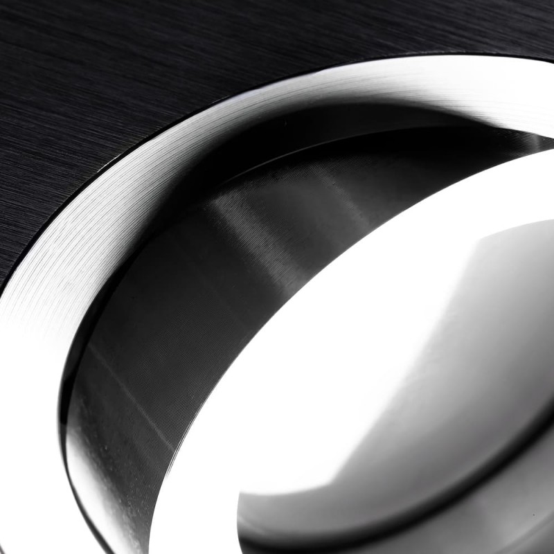 Detalle EMPOTRABLE HELIUM REDONDO NEGRO y cromo