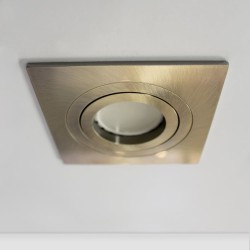 EMPOTRABLE CUADRADO BASCULANTE HELIUM ORO VIEJO instalado en techo