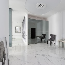 Recibidor de estilo moderno con empotrable EMPOTRABLE HELIUM NEGRO Y ALUMINIO (4 LUCES)