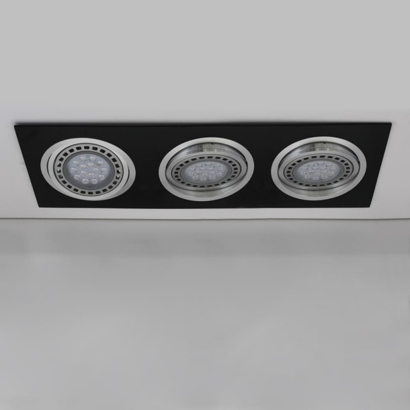 HELIUM QR111 NEGRO (3 LUCES) instalado en techo