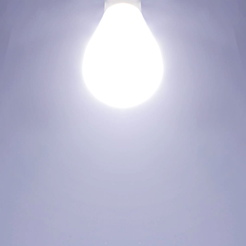 Bombilla LED G45 milky E14 6W 6000K encendida