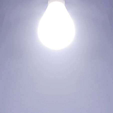 Bombilla LED G45 milky E14 6W 6000K encendida
