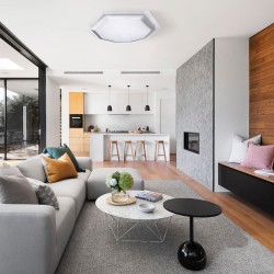 Salón de diseño moderno con Plafón LED OTTO 60W CCT dimmable