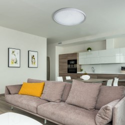 Salón moderno decorado con Plafón LED Dimable Gloss 40W 3 CCT 2800Lm Blanco Redondo