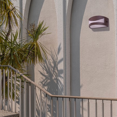 Pared exterior decorada con Aplique IP54 Mota1xE27 Marrón óxido
