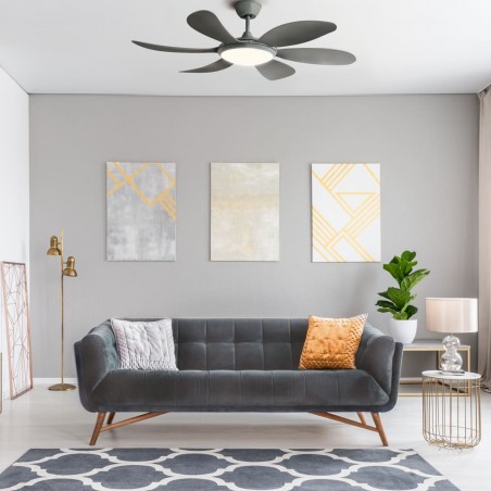 Salón acogedor de estilo moderno decorado con Ventilador DC Tanik gris Led 24W CCT encendido con luz neutra