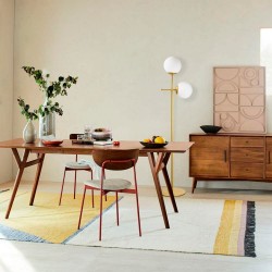 Sala de estar -  comedor decorado con Lámpara de mesa con dos luces dorada Model 8