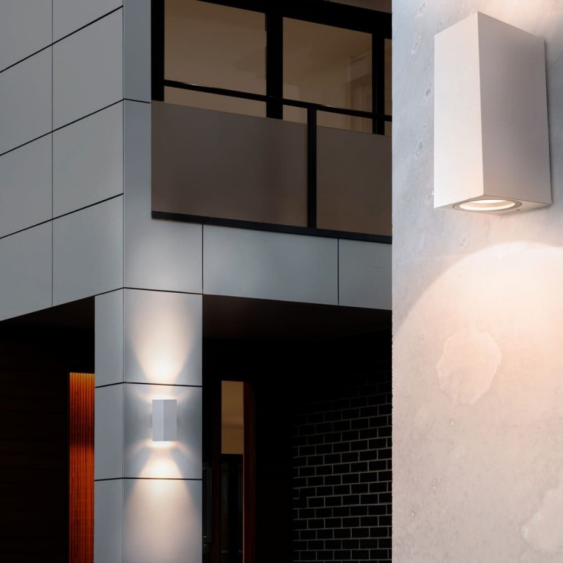 Exterior iluminado con Aplique IP44 Confo 2xGU10