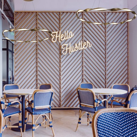 Restaurantre decorado con Lámparas de techo LED Sand 36W oro