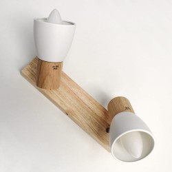 Plafón Lan con dos focos visto desde abajo