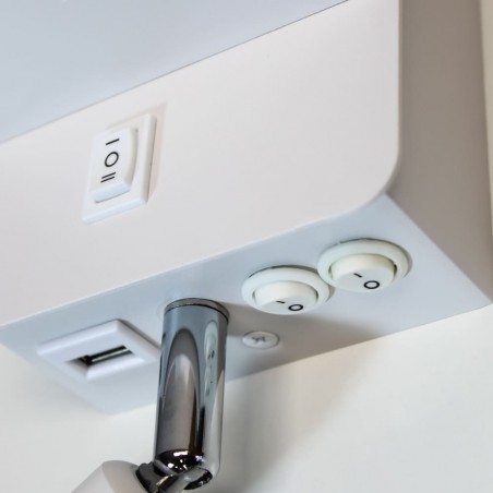 Detalle botones Aplique LED Rob 5W+3W USB y cargador wireless