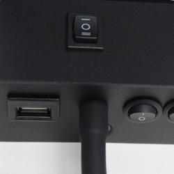Detalle USB Aplique LED Rob2 5W+3W USB y cargador wireless