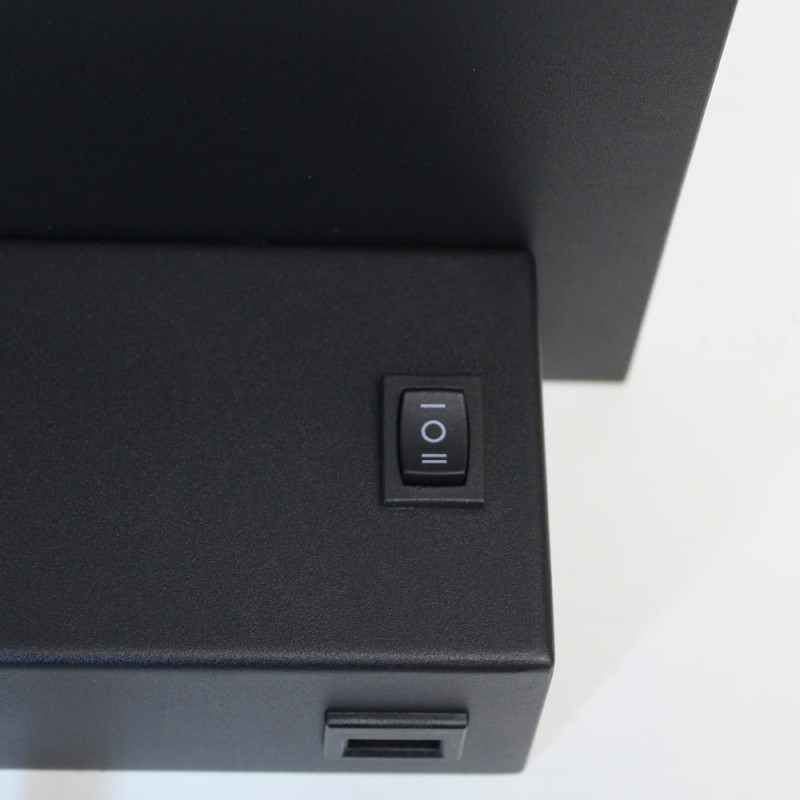 Detalle botón wireless Aplique LED Rob2 5W+3W USB y cargador wireless