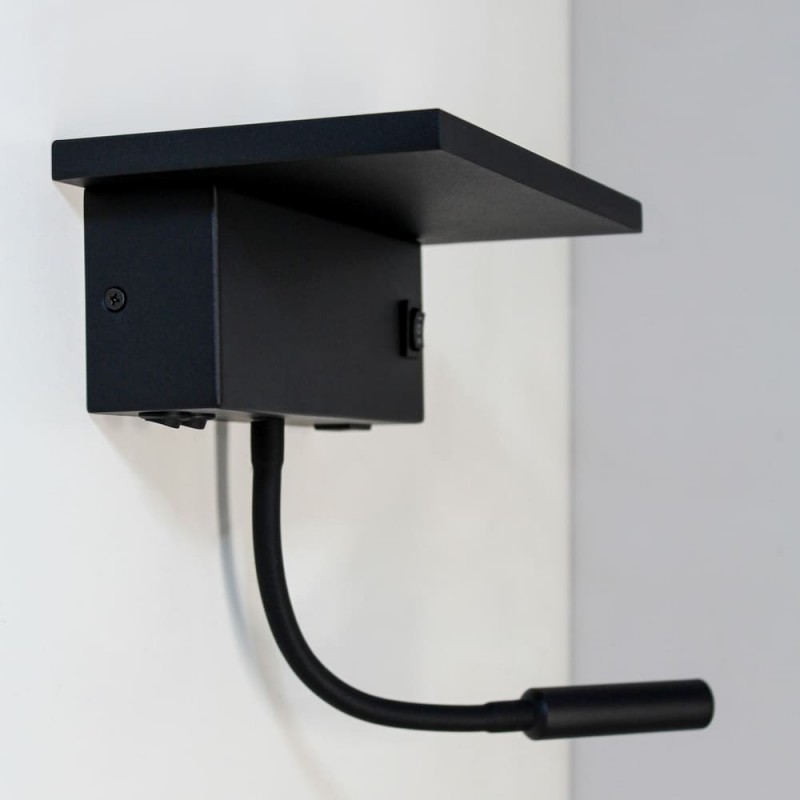 Aplique LED Rob2 5W+3W USB y cargador wireless visto de perfil