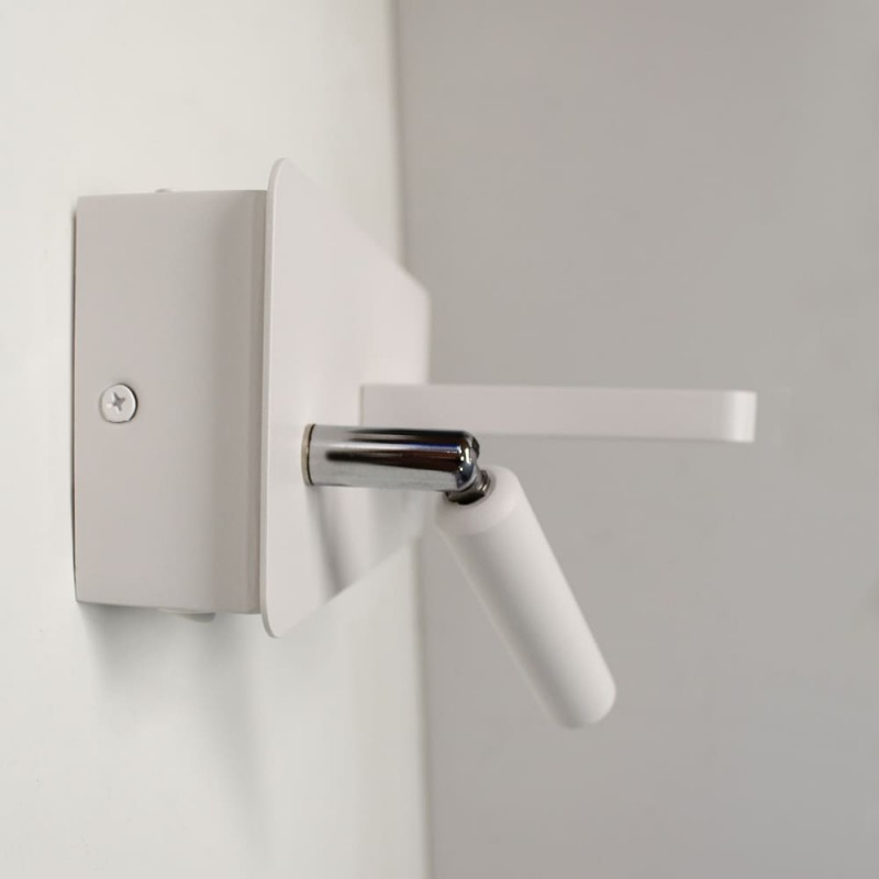 Aplique LED Rob 5W+3W USB y cargador wireless visto de perfil