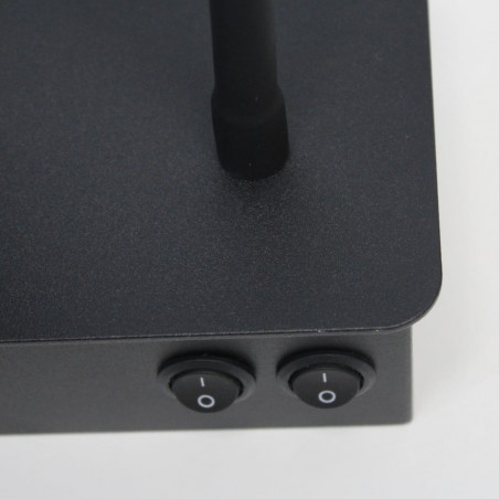 Detalle botones Aplique LED Rob2 5W+3W USB y cargador wireless