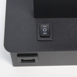 Detalle USB Aplique LED Rob2 5W+3W USB y cargador wireless