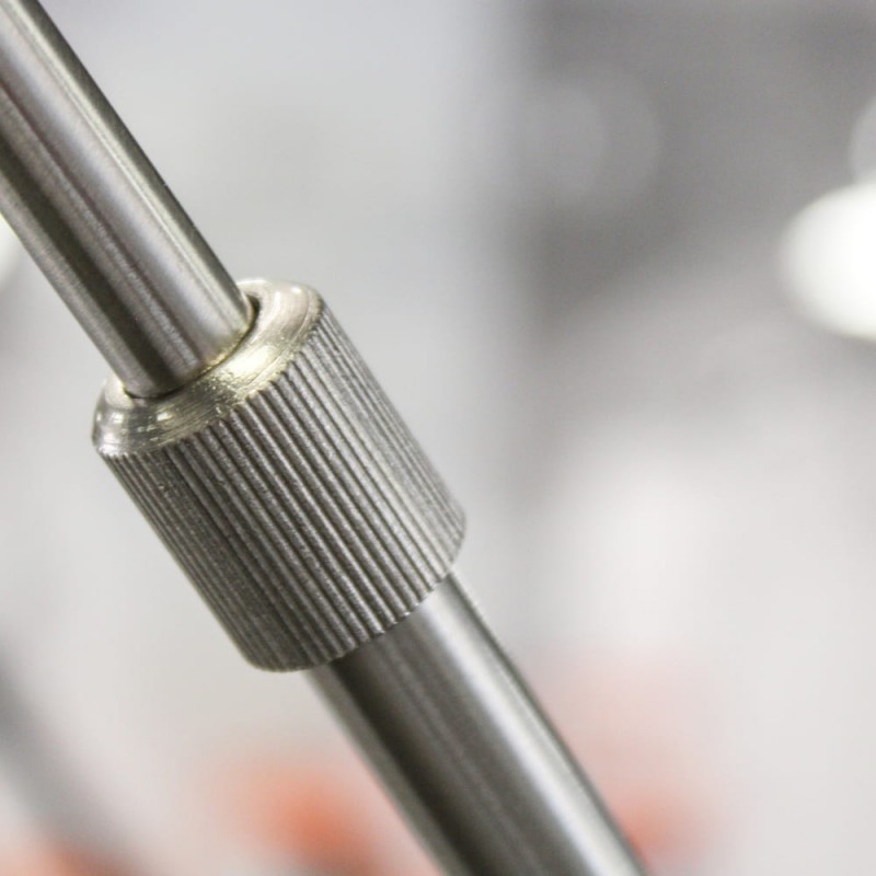 Lámpara de pie Noova níquel 1xE27