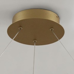 Detalle del florón de la Lámpara de techo LED Sand 36W oro