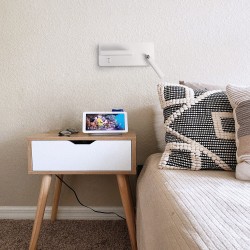 Dormitorio decorado con el Aplique LED Rob 5W+3W USB y cargador wireless