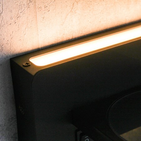 Luz principal encendida del Aplique LED Rob2 5W+3W USB y cargador wireless