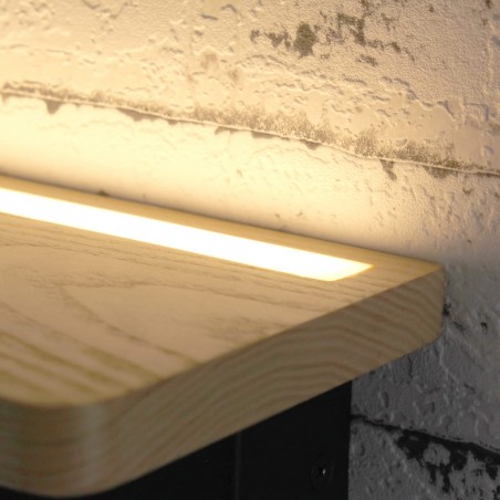 Luz principal del Aplique LED de Madera Bach 5W+3W con USB encendida