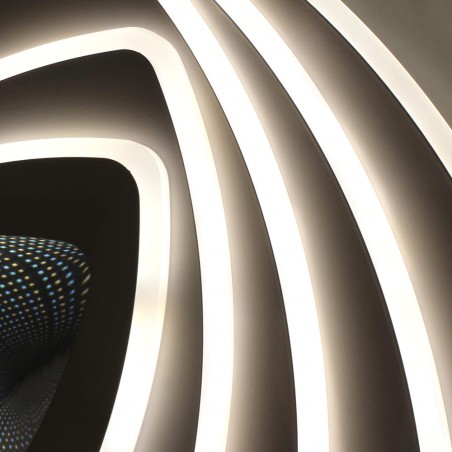 Detalle del Plafón Smart Mei 3D 115W 3CCT regulable encendido con luz neutra