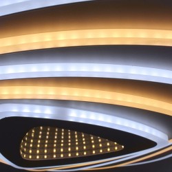 Detalle del Plafón Smart Mei 3D 115W 3CCT regulable encendido con luz combinada cálida