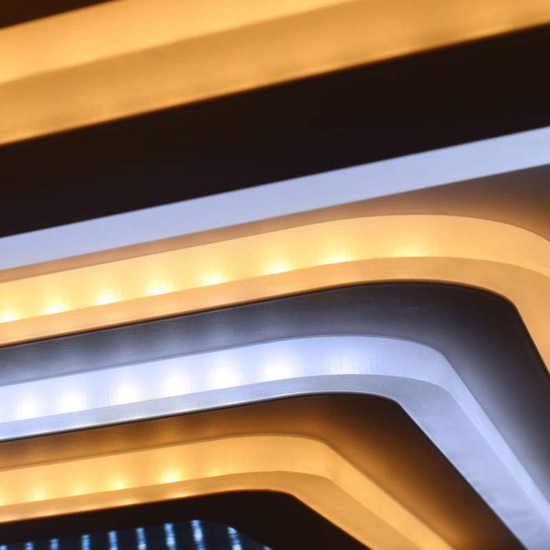 Detalle de iluminacion combinada en tono cálido del Plafón Smart Otie 2 135W 3CCT regulable