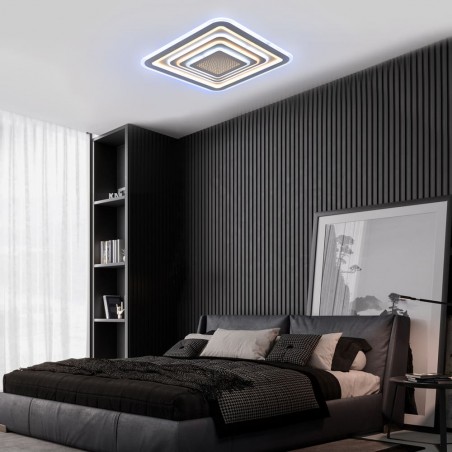 Dormitorio moderno decorado con Plafón Smart Otie 2 135W 3CCT regulable encendido con iluminación combinada en tono frío