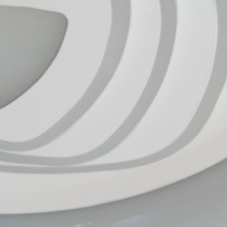 Detalle de acabados del Plafón Smart Saren 110W 3CCT regulable