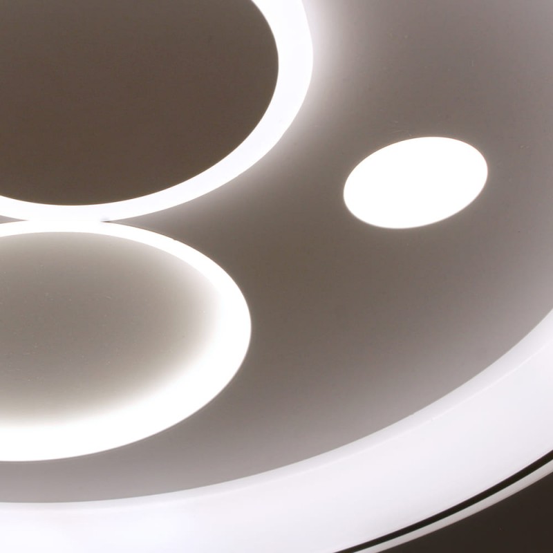 Detalle del Plafón Smart Rus 85W 3CCT regulable encendido con    iluminación combinada con tono de luz neutra