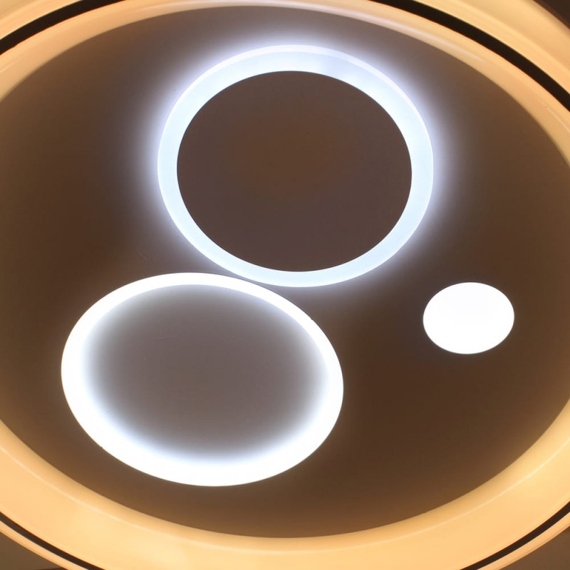 Detalle del Plafón Smart Rus 85W 3CCT regulable encendido con    iluminación combinada con tono de luz cálida