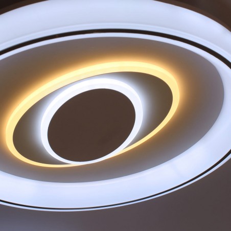 Detalle del Plafón Smart Ryad 85W 3CCT regulable encendido con iluminación combinada en tono de luz frío