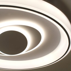 Detalle del Plafón Smart Ryad 85W 3CCT regulable encendido con iluminación combinada en tono de luz neutro