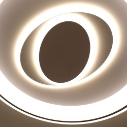 Detalle del Plafón Smart Ryad 85W 3CCT regulable encendido con iluminación combinada en tono de luz neutro