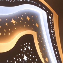 Detalle efecto estrellado del Plafón Smart Lou 105W 3CCT regulable encendido con iluminación combinada con tono de luz cálido