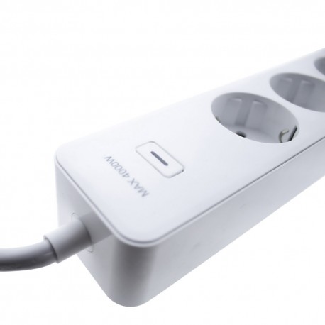 SMART STRIP 4 PLUGS AND 3 USB