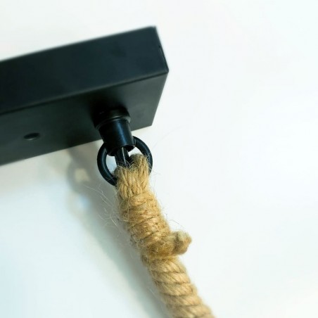 Foto detalle del soporte de la lámpara de techo winery