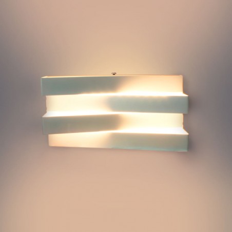 Aplique de pared LED 12W Polare encendido vista frontal